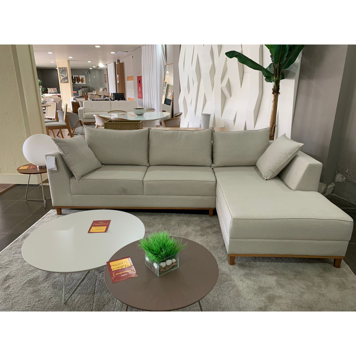Sofa com sale chaise