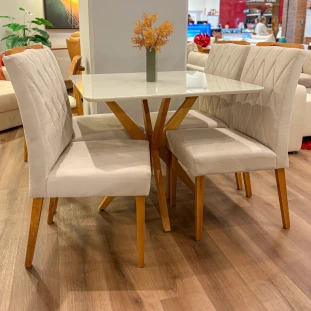 Sala de Jantar com Mesa de 90x90 e Quatro Cadeiras M99CAD0441EM99MJA0482